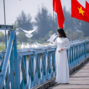 Cầu Hiền Lương
