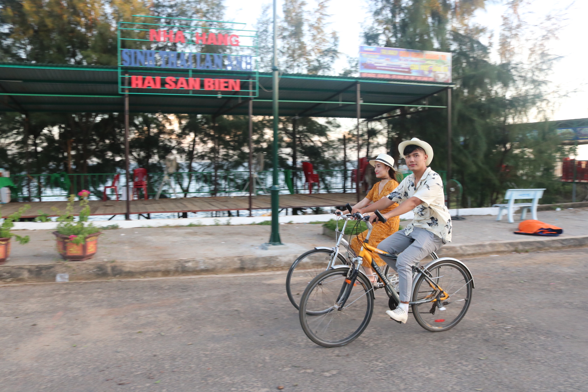 Đạp xe trên đảo