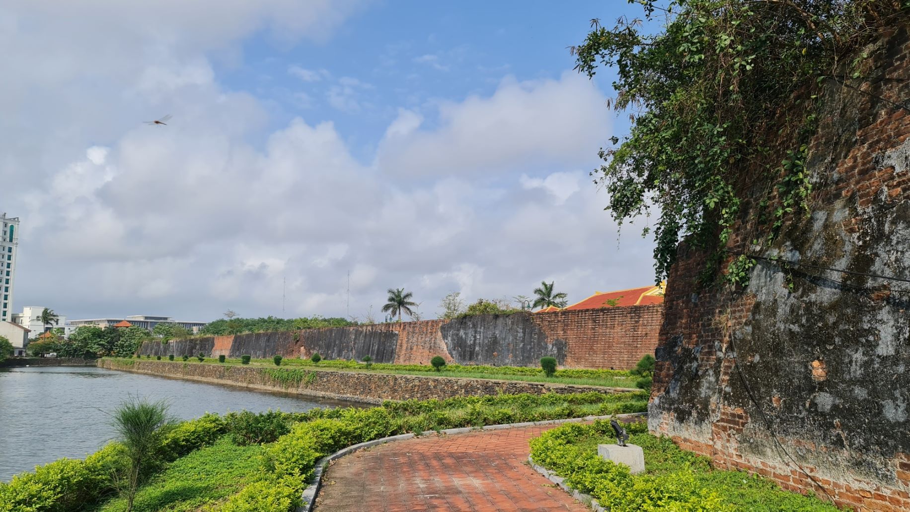 Thành Đồng Hới là điểm hẹn của nhiều mốc son