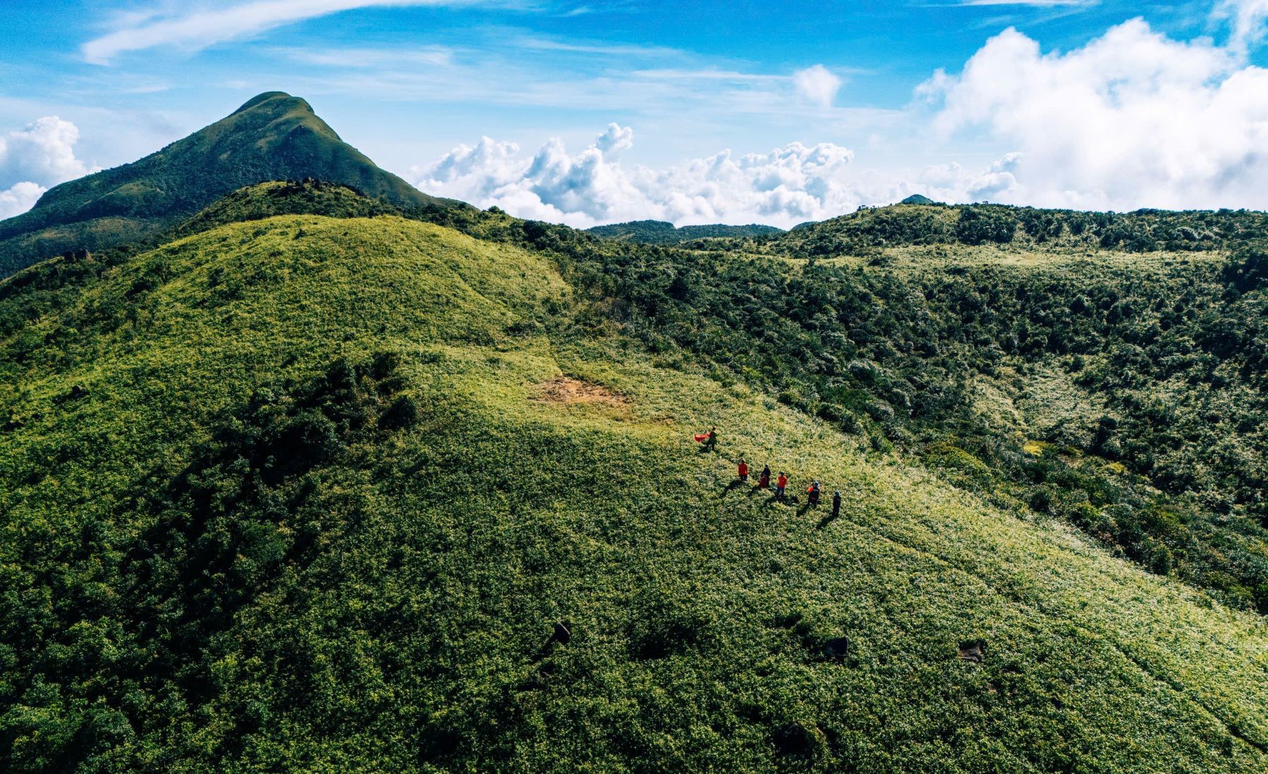 Trekking chinh phục Pa Thiên Voi Mẹp