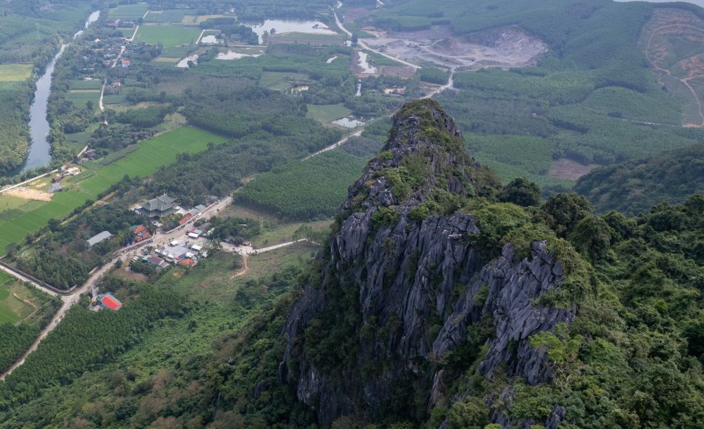 Núi Thần Đinh Quảng Trị