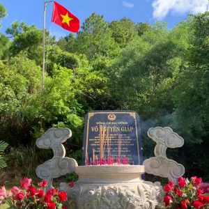 Tour Động Thiên Đường – Viếng mộ Đại tướng Võ Nguyên Giáp 1 ngày